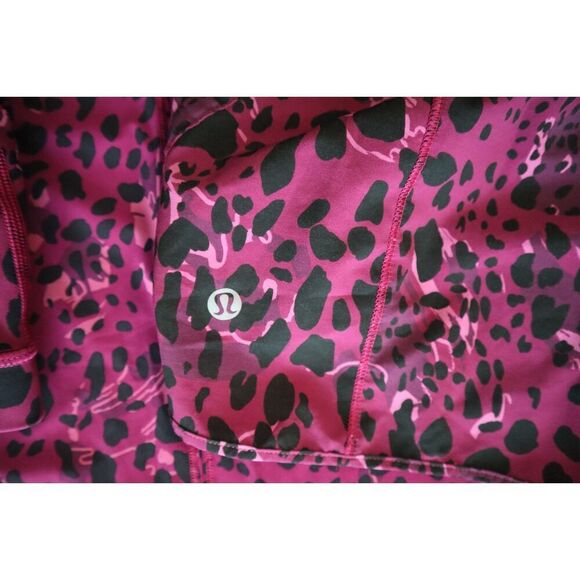 Lululemon 3-Pc Set Sz 6/4 Cheetah Camo Magenta/Purp Sculpt Tank Shorts Sport Bra - Picture 3 of 16